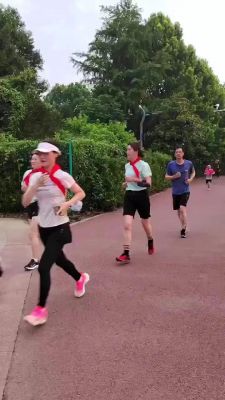 愿我們歷盡千帆，歸來仍是少年